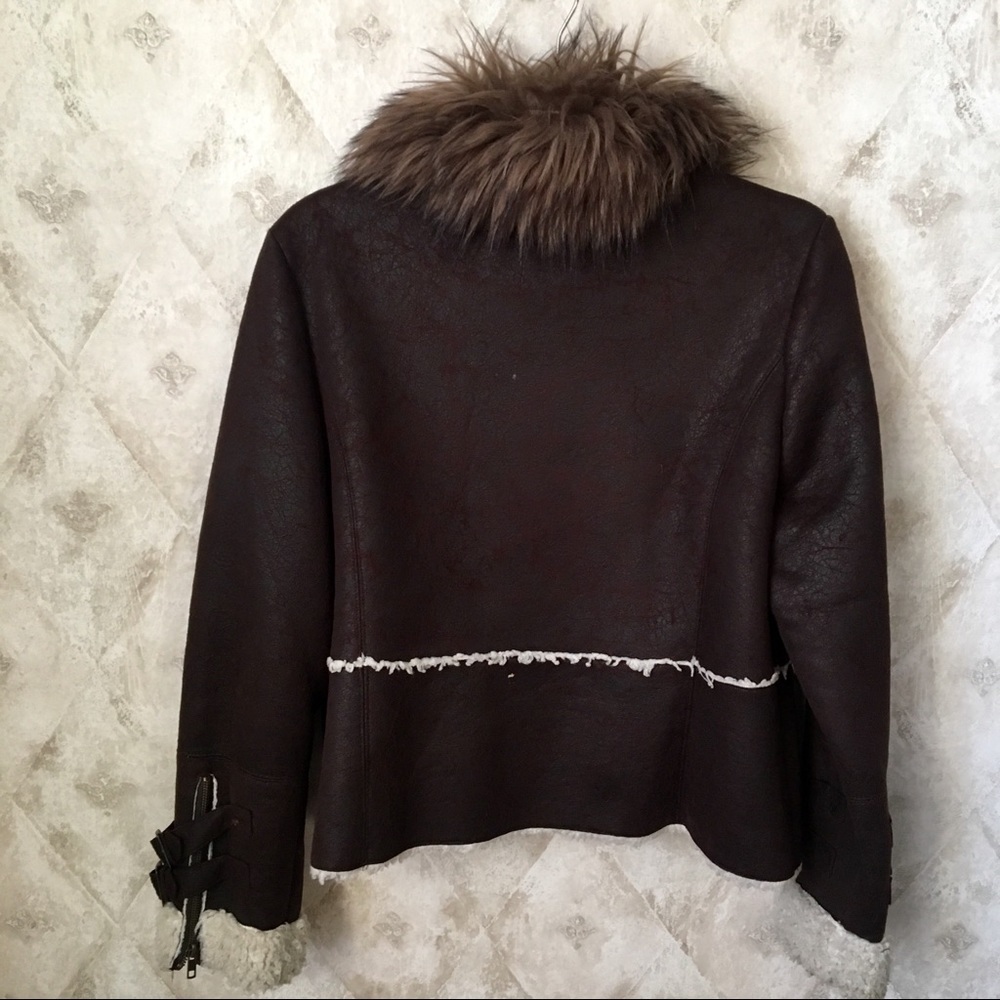 FAUX LEATHER & FAUX FUR SHERPA WINTER COAT - Picture 2 of 9